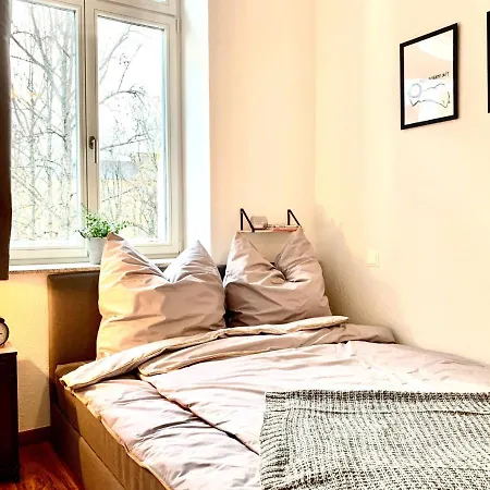 Appartement Only 750m Zwinger, Netflix, Fast Wlan, Self-checkin, Super Nintendo Dresde
