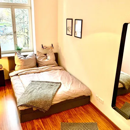 Only 750m Zwinger, Netflix, Fast Wlan, Self-checkin, Super Nintendo Апартаменты